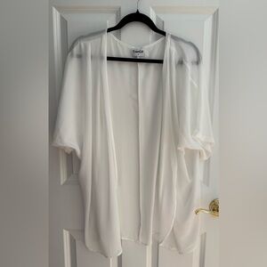 Tomcat Sheer White Kimono Cardigan Size Medium – Excellent Pre‑Loved Condition